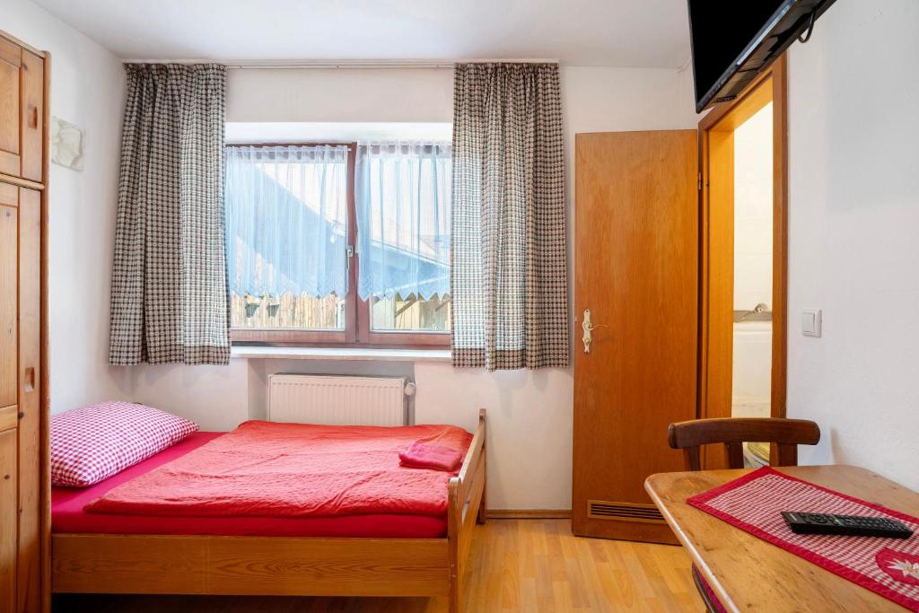 Knödelhof - Habitación Doble Deluxe Con Ducha