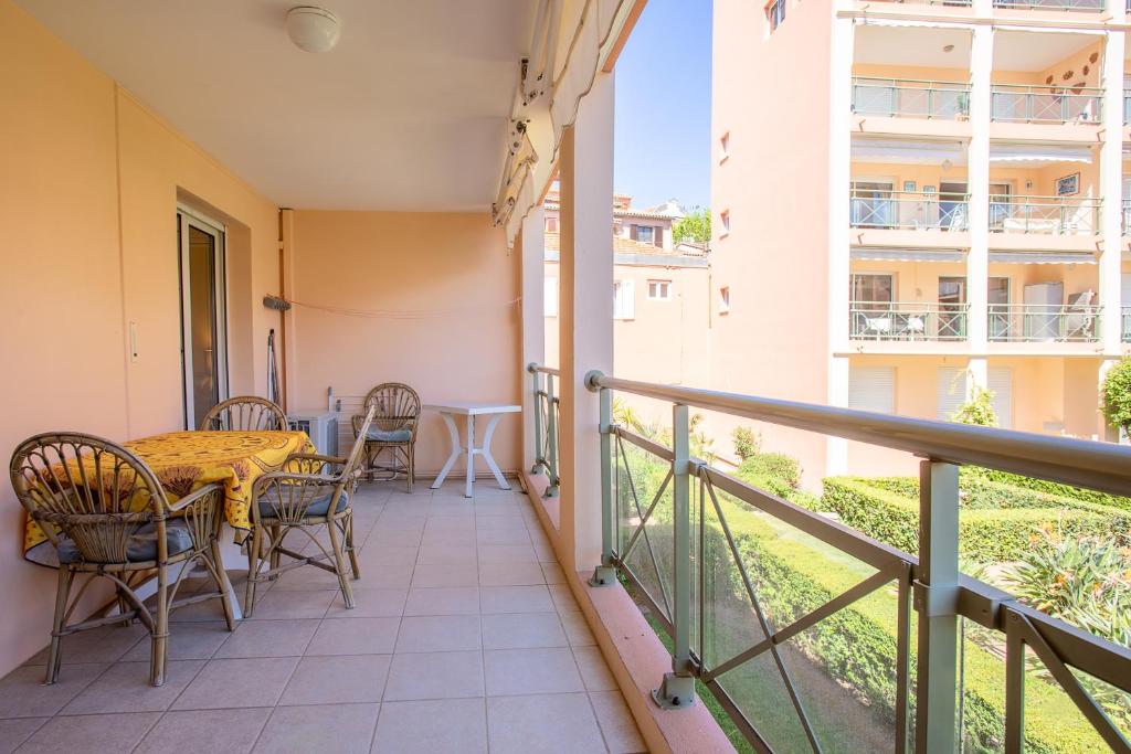 En balkon eller terrasse på Appartement Stomolocation