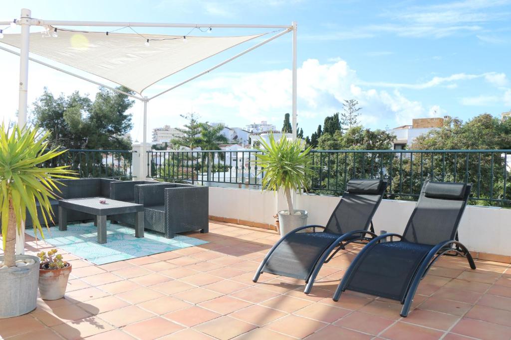 Apartment with private pool