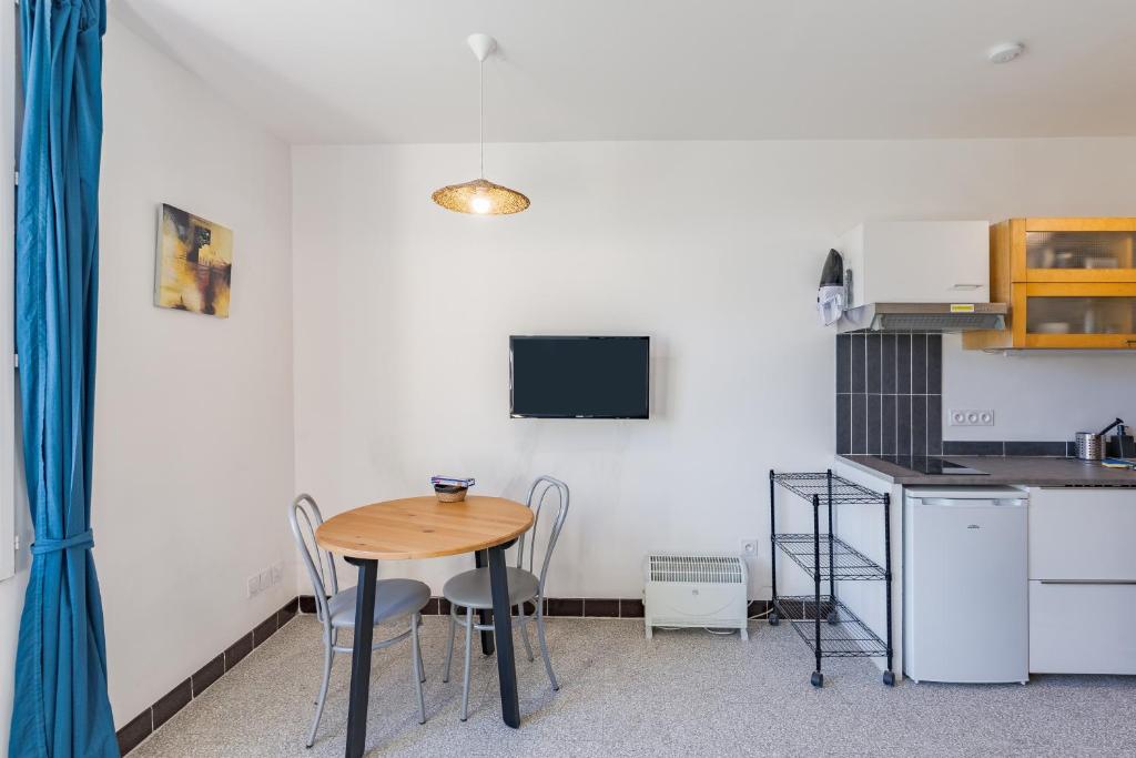 Vaste studio de 22 m centre -n1