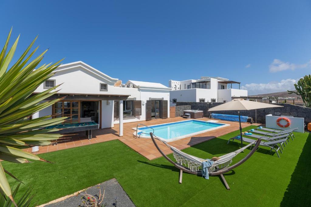 Villa Ambar Cherry