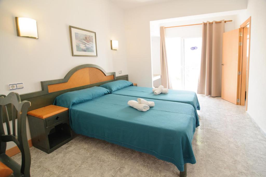 Hostal Rosalia, San Antonio – Updated 2023 Prices
