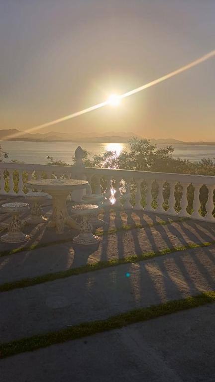Casa no pequena Rio de Janeiro Aeroporto Galeão Lugar Bonito e ...