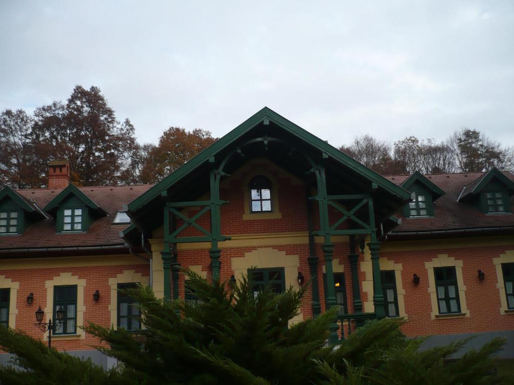Budova, kde se bed and breakfast nachází