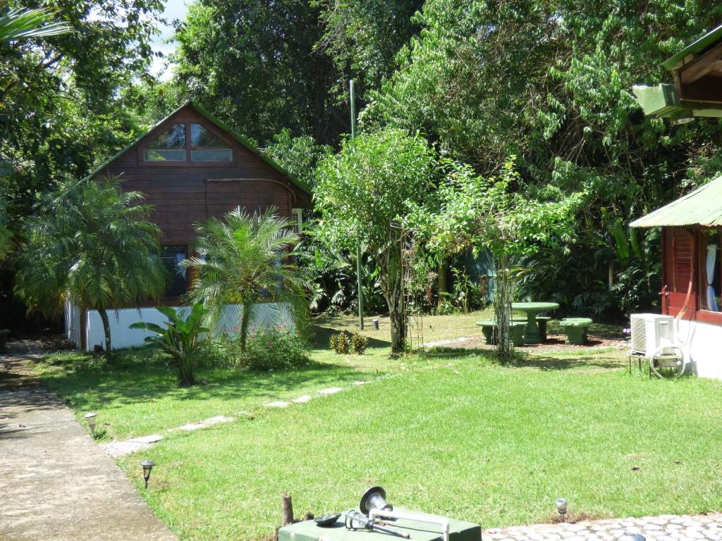 Zahrada ubytování Corcovado Beach Lodge