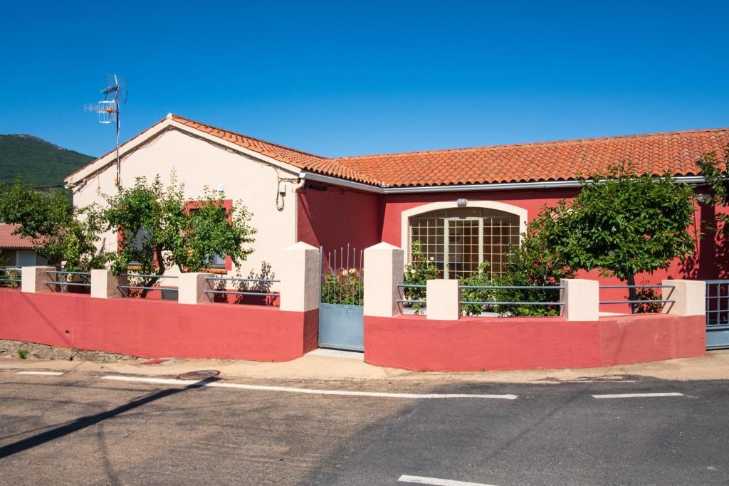 Ls Rinconada Casa Rural Rinconada, La Rinconada de la Sierra (updated prices 2026)