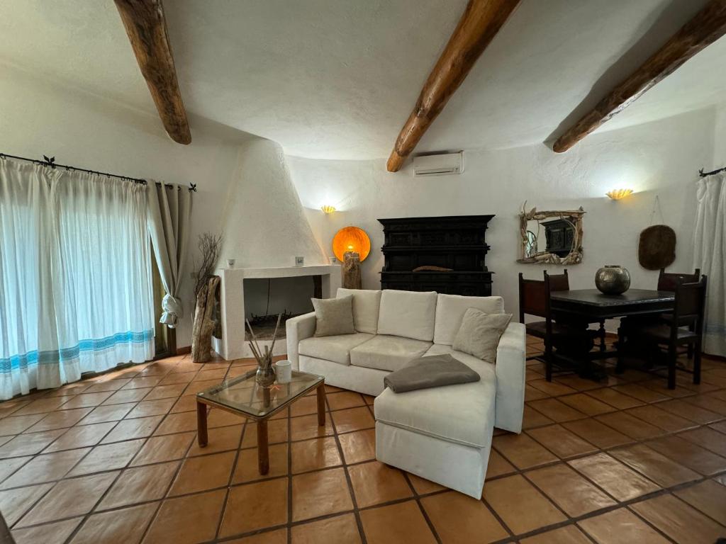 Villa Nuraghe