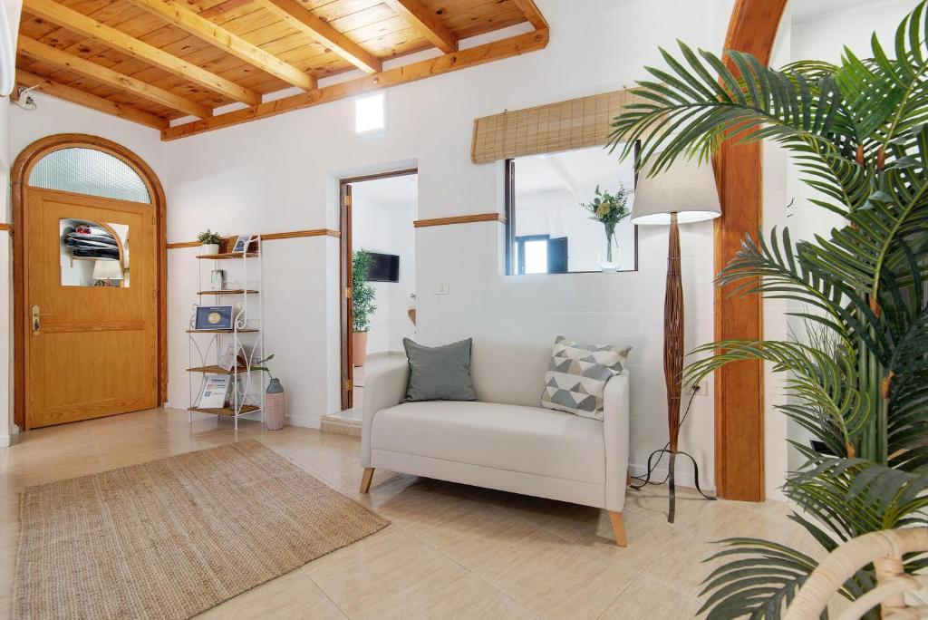El Altillo House - Housity