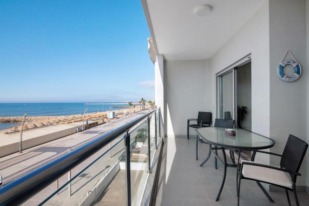 Quarteira Modern Flat