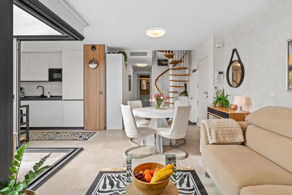 Garden Home A116