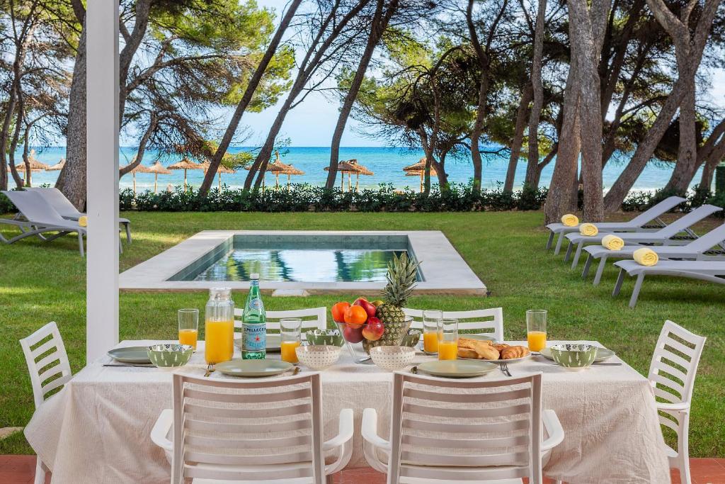 Villamar - Stunning Beachfront