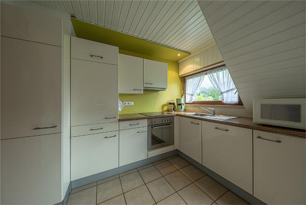 Kornbauernhof - Two-Bedroom Deluxe Apartment With Garden View