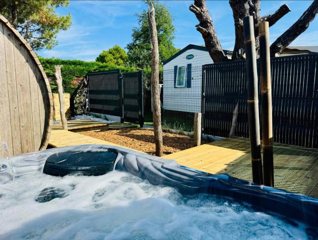 Bungalow Balnéo Jacuzzi