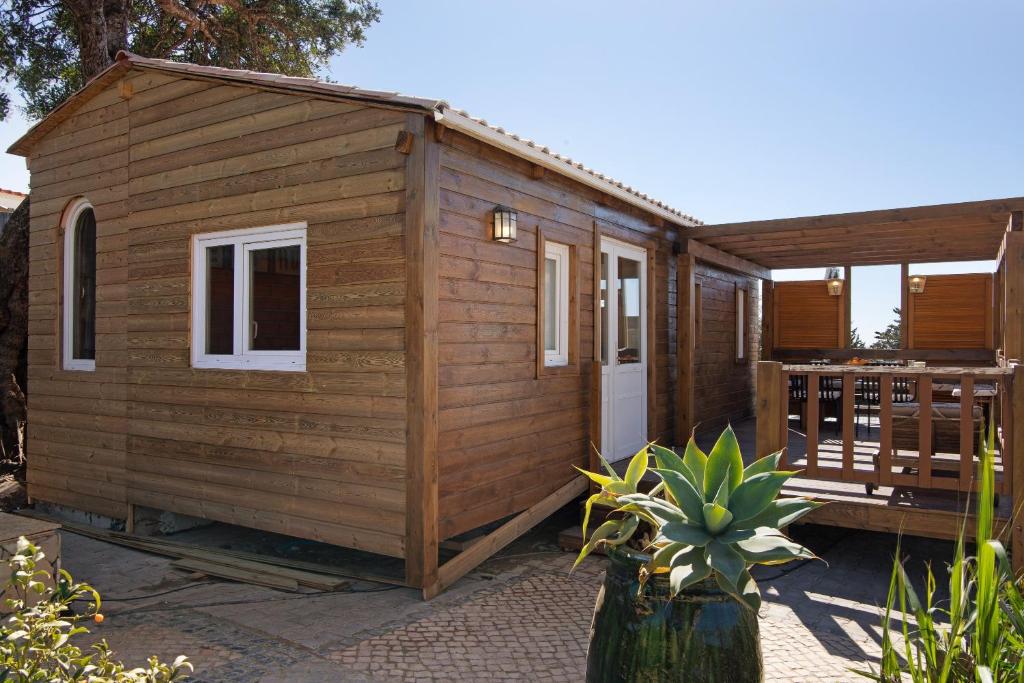Cabana Gardenhouse