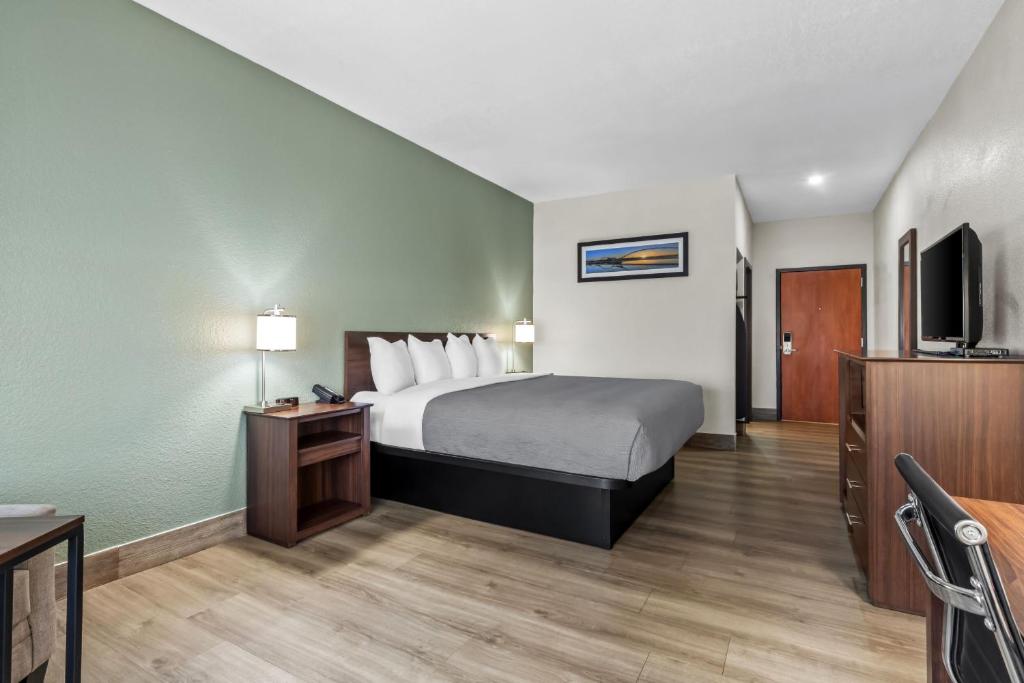 Quality Inn Tahlequah South - Habitación Con Cama King Para No Fumadores
