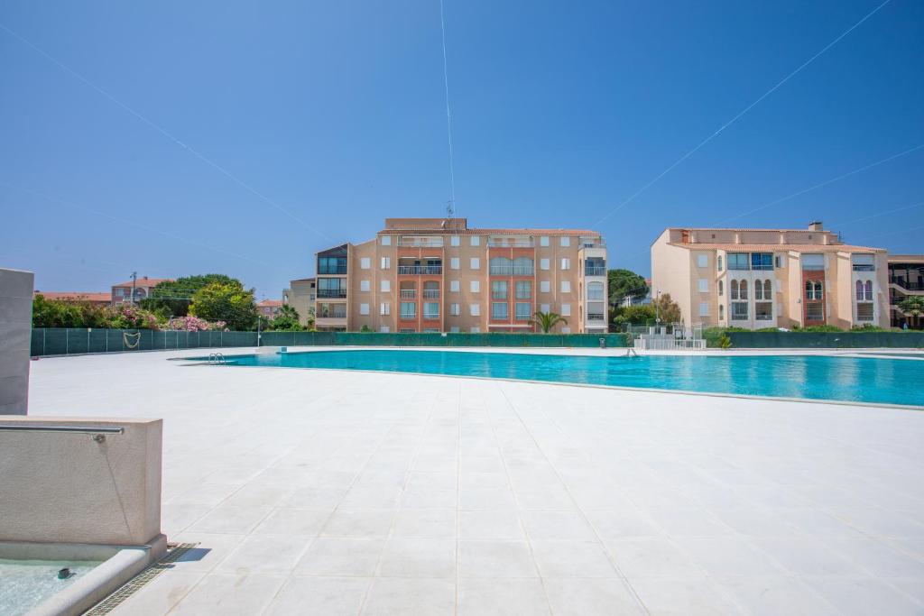 Studio Meublé 25m² Piscine Et Plage
