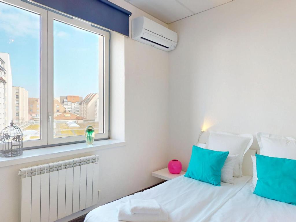 Appartement Rénové, 3 Ch. avec Parking Privé, Hyper-Centre Colmar - FR-1-744-36 – photo 24
