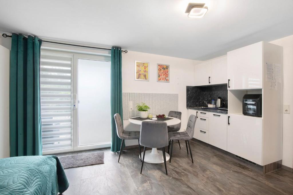 Ferienwohnung am Wartberg - Apartamento De Un Dormitorio Con Vistas Al Jardín
