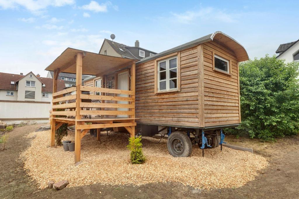 a tiny house on the back of a truck at Tiny House in Lohfelden