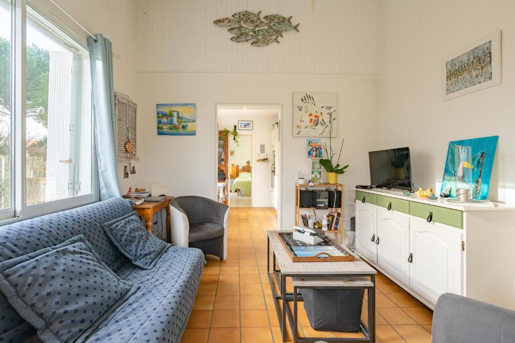 Et tv og/eller underholdning på Sa-mi-ra