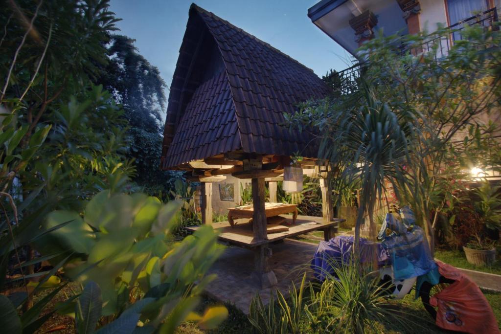 Zahrada ubytování Loris Homestay
