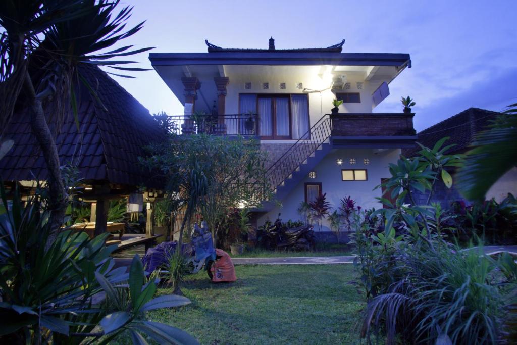 Zahrada ubytování Loris Homestay