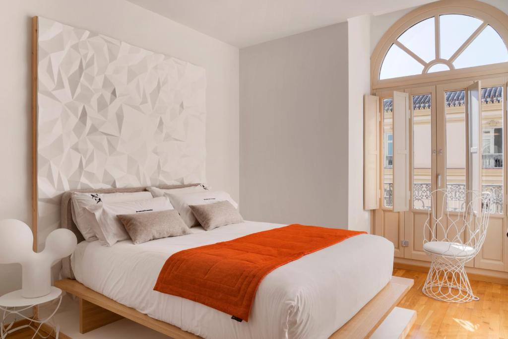 Posteľ alebo postele v izbe v ubytovaní Halcyon Days designer apartments by Ana Locking