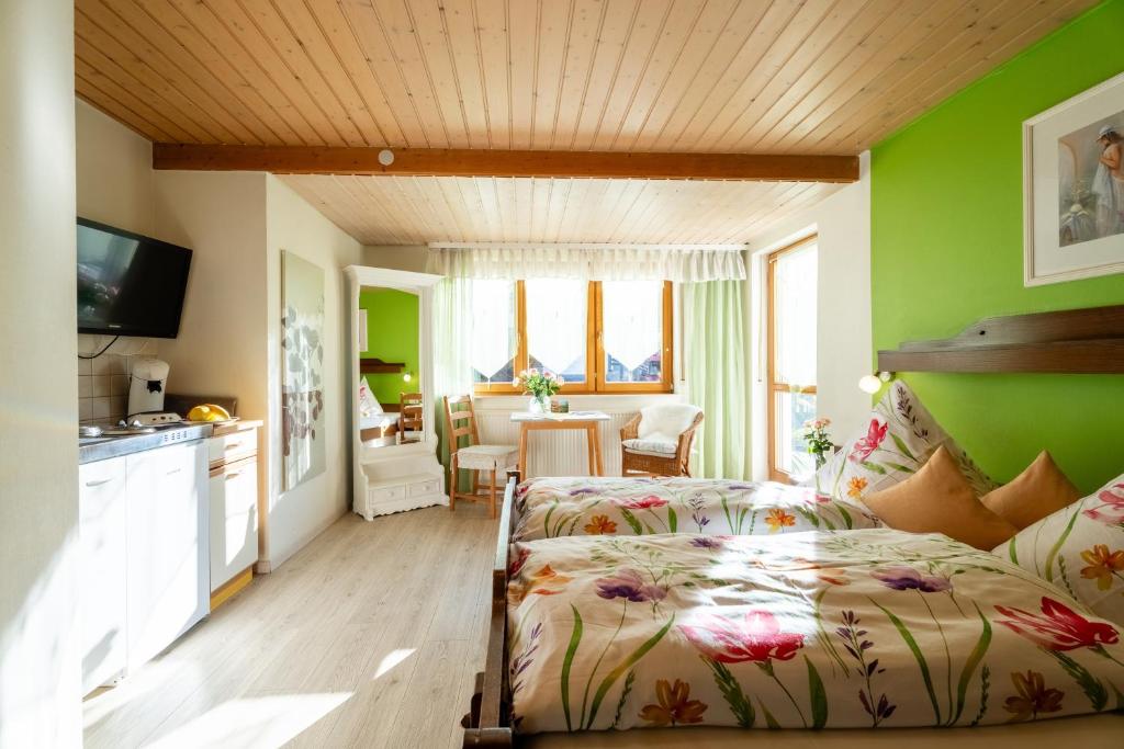 Pension Haus Rose - Superior Appartement Met 1 Slaapkamer En Balkon