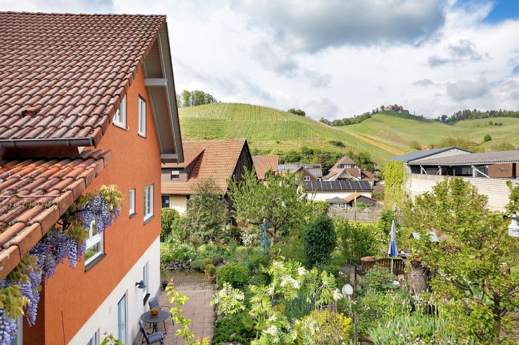 En have udenfor Haus Latt