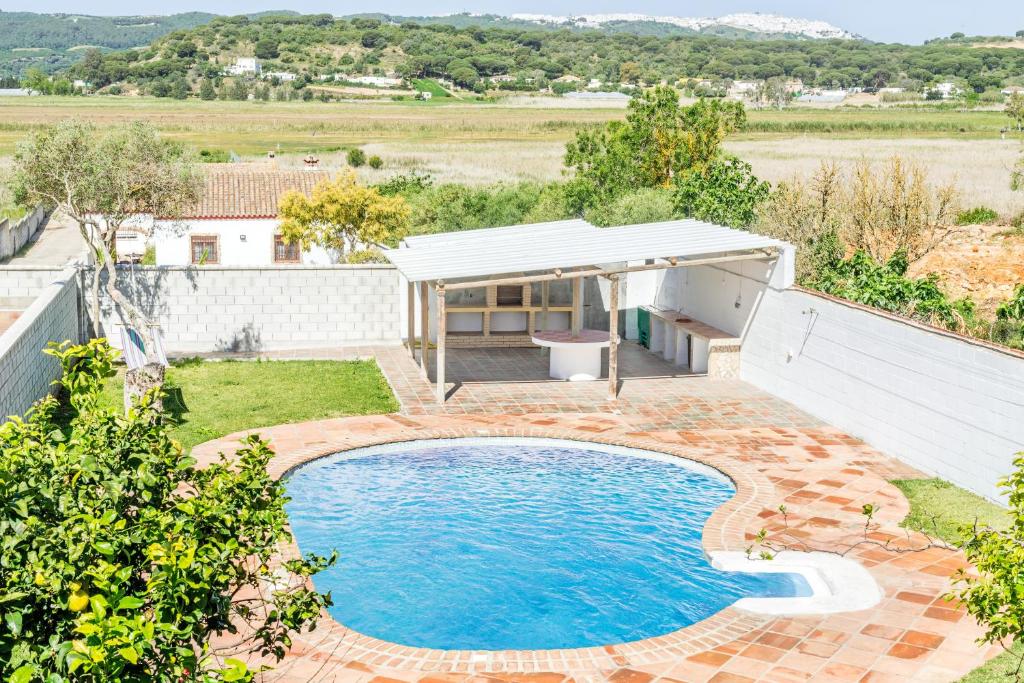 an overhead view of a swimming pool in a yard at Casa de Piedra in El Cañal