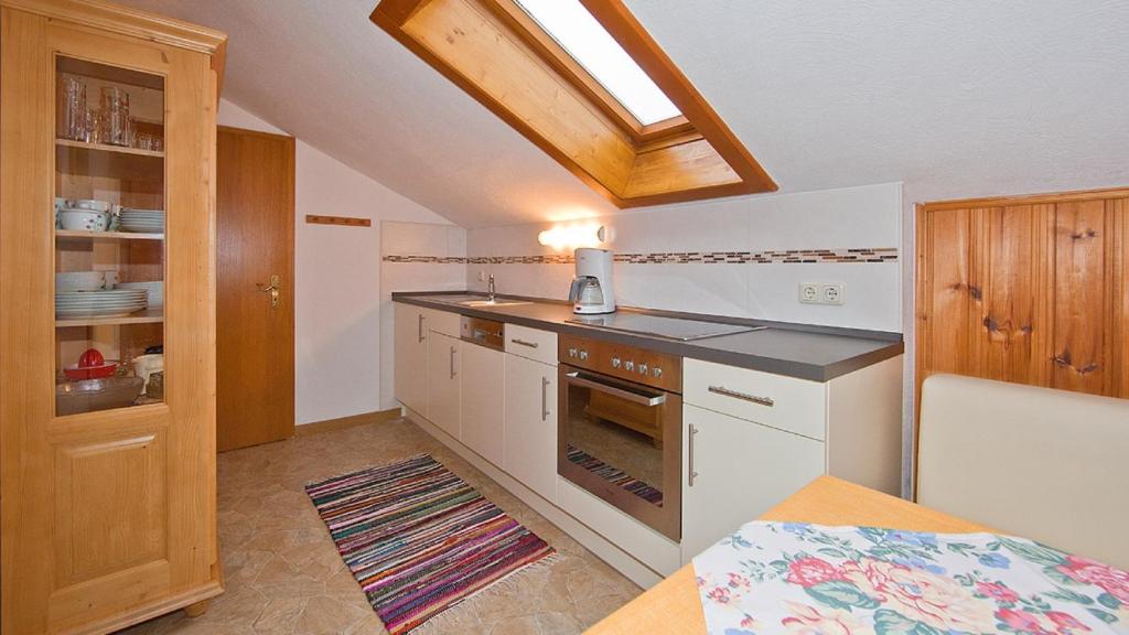 Ferienwohnungen Weiß - One-Bedroom Apartment With Garden View