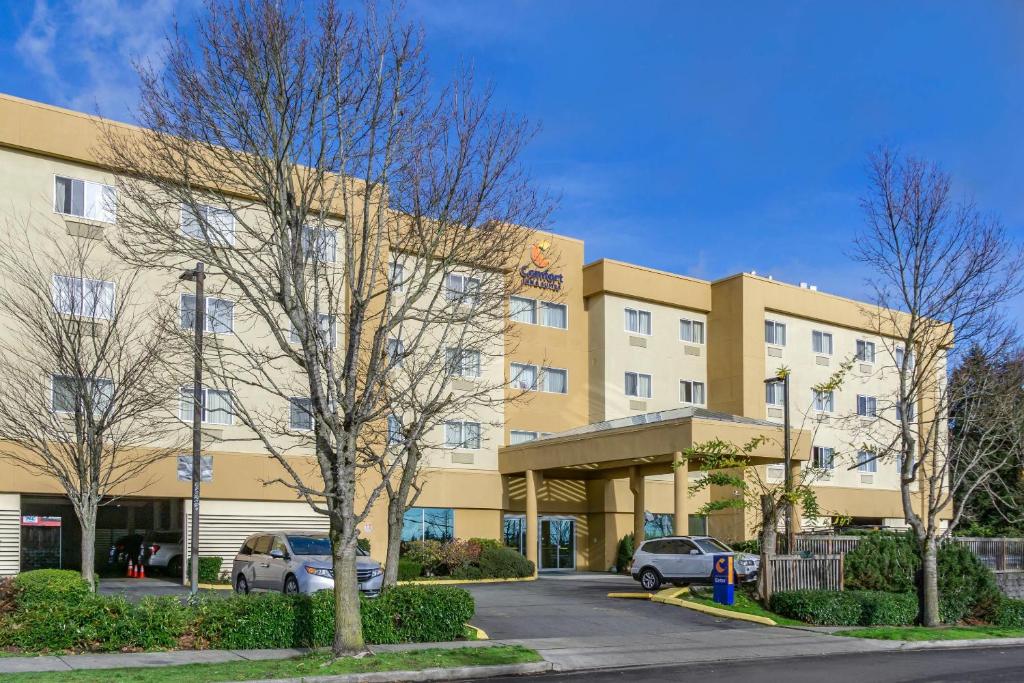 Comfort Inn & Suites Seattle North photo