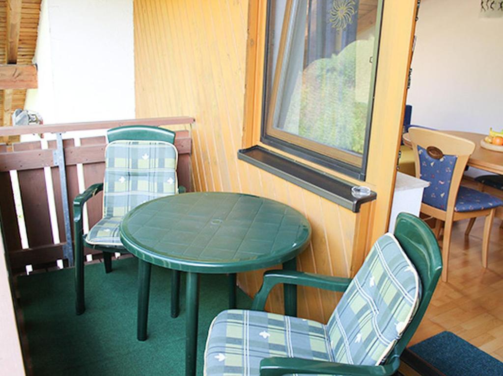 Ferienwohnungen Im Försterhaus - Superior One-Bedroom Apartment With Balcony