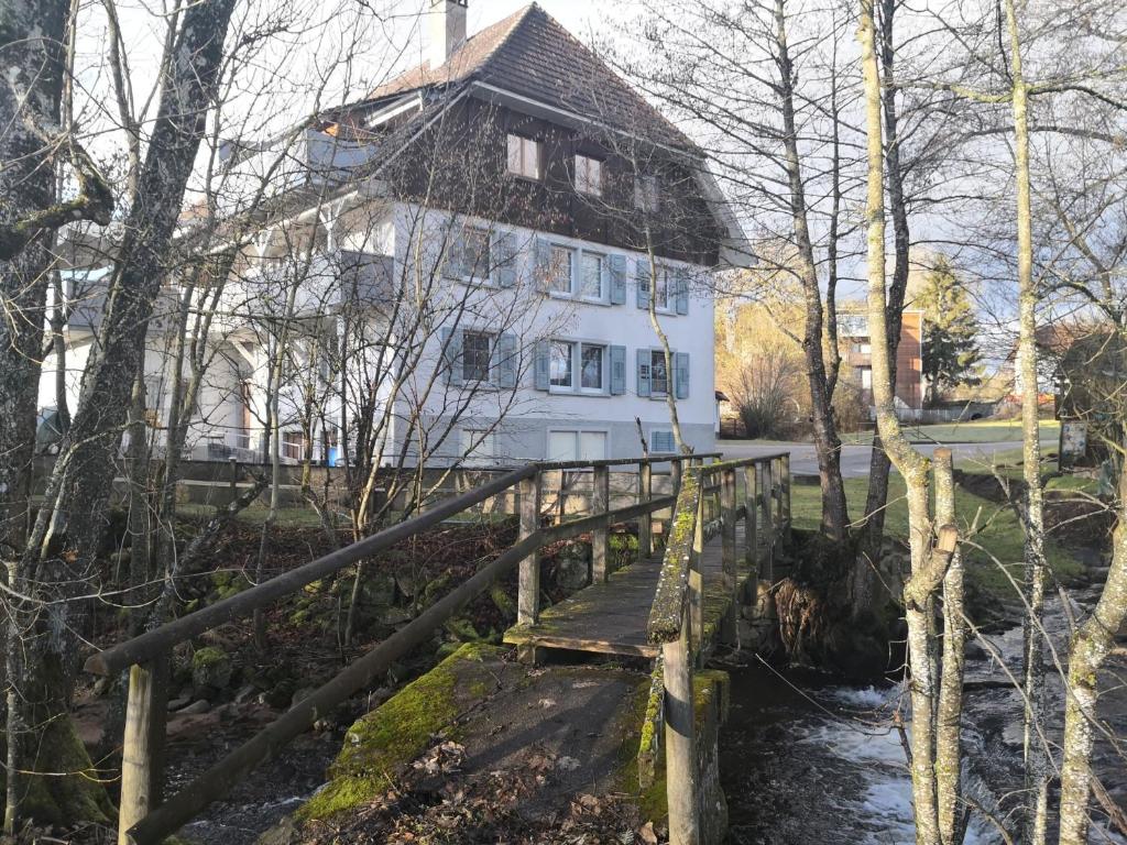 Ferienwohnung Alter Farbhof - Housity