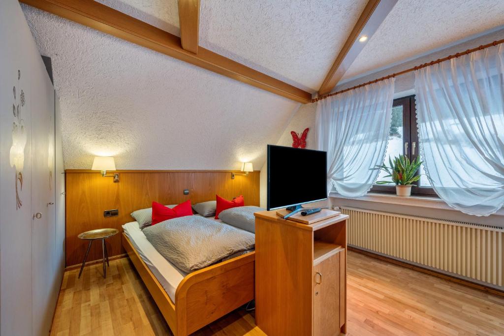 Gästehaus Absbachtal - Superior One-Bedroom Apartment With Balcony
