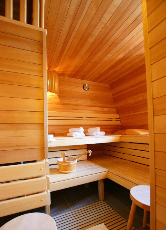 
Deluxe Room With Sauna
