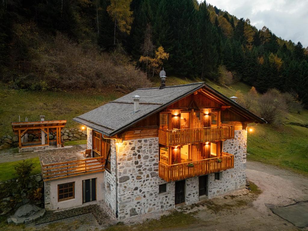 Lòni Lodge Vermiglio - Housity