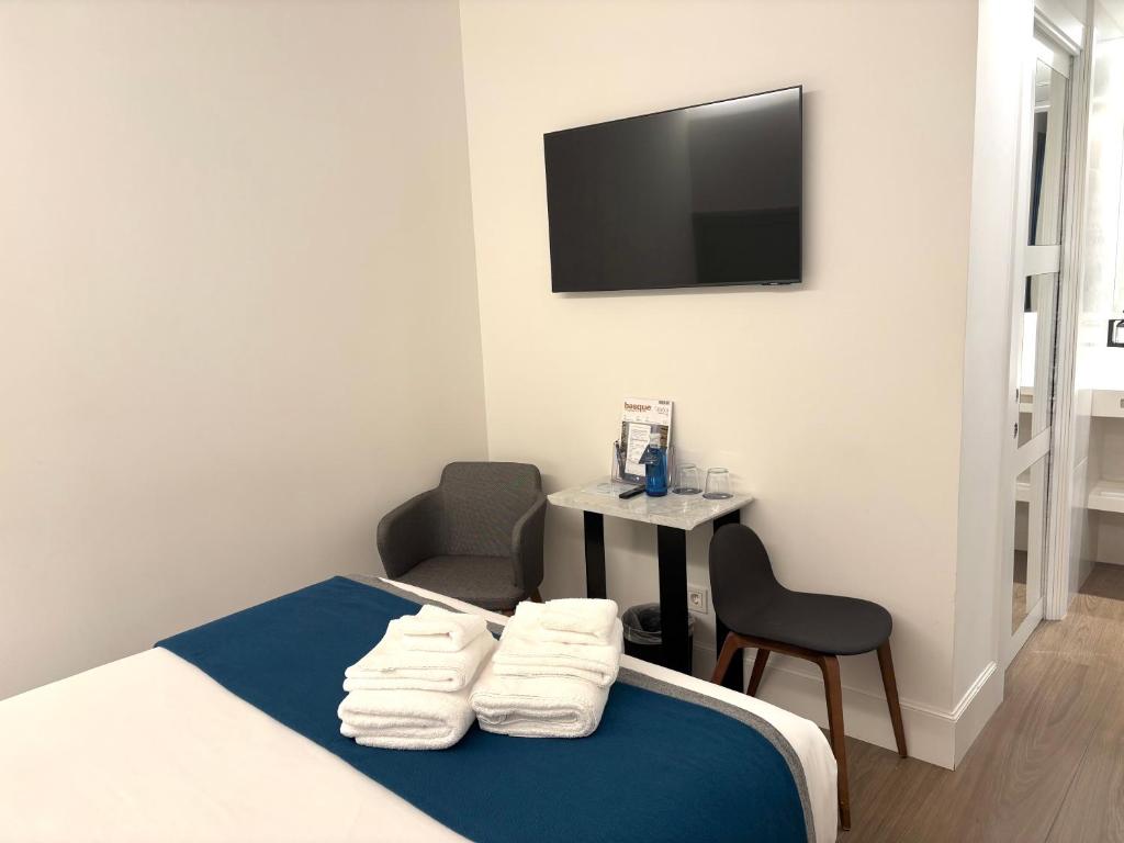 Hotel SANSEbay - Double Room - Interior Facing
