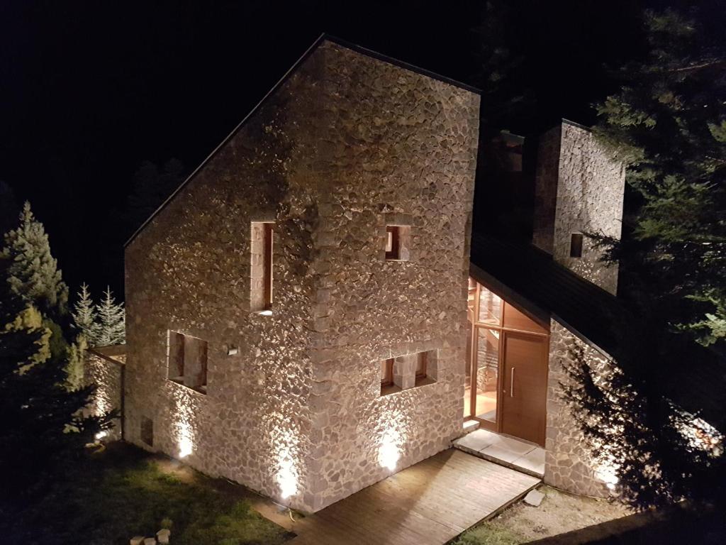 Budova, kde se vila nachází