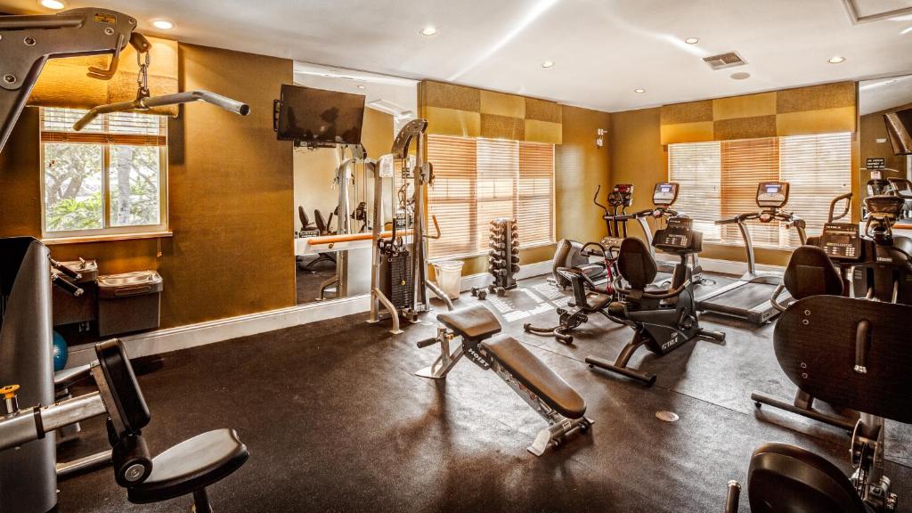 Fitness centrum a/nebo fitness zařízení v ubytování GreenLinks Golf Villas at Lely Resort