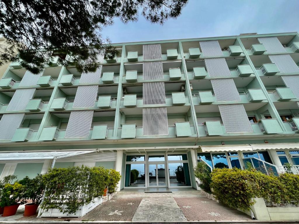 an external view of a building at Bruseschi Appartament in Grado