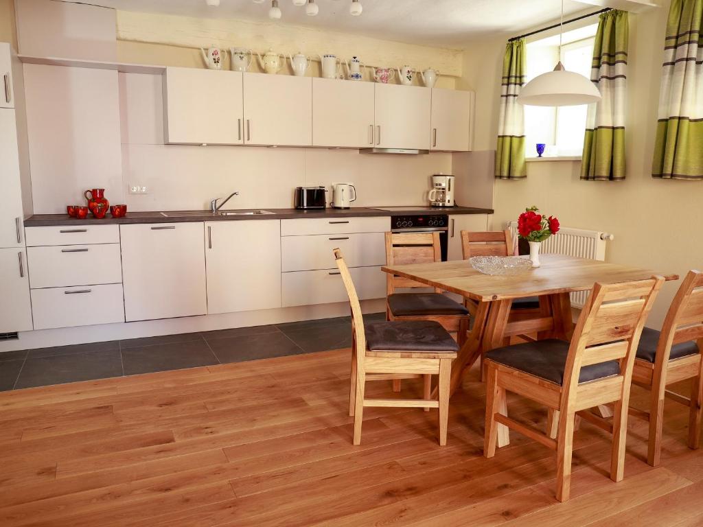 Biobauer Heubach - Appartement De Luxe 2 Chambres Avec Vue Sur Jardin