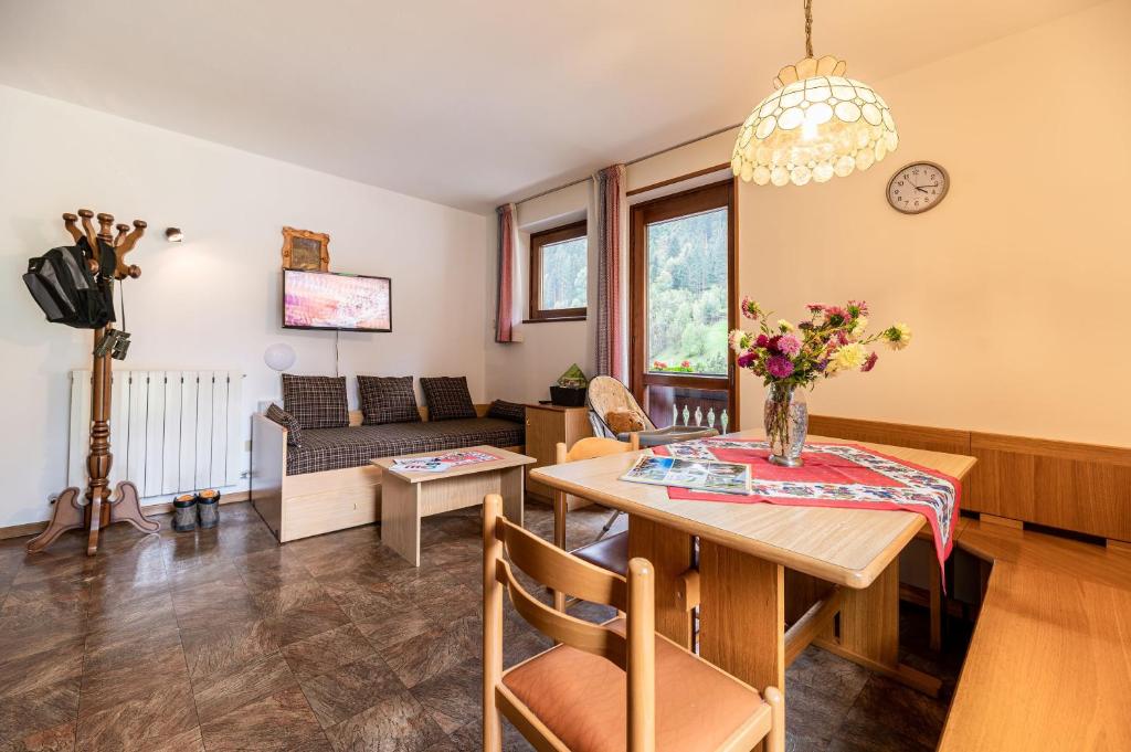 Residence Bonetti - Two-Bedroom Deluxe Apartment With Balcony