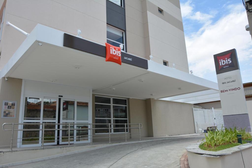  ibis Jacarei