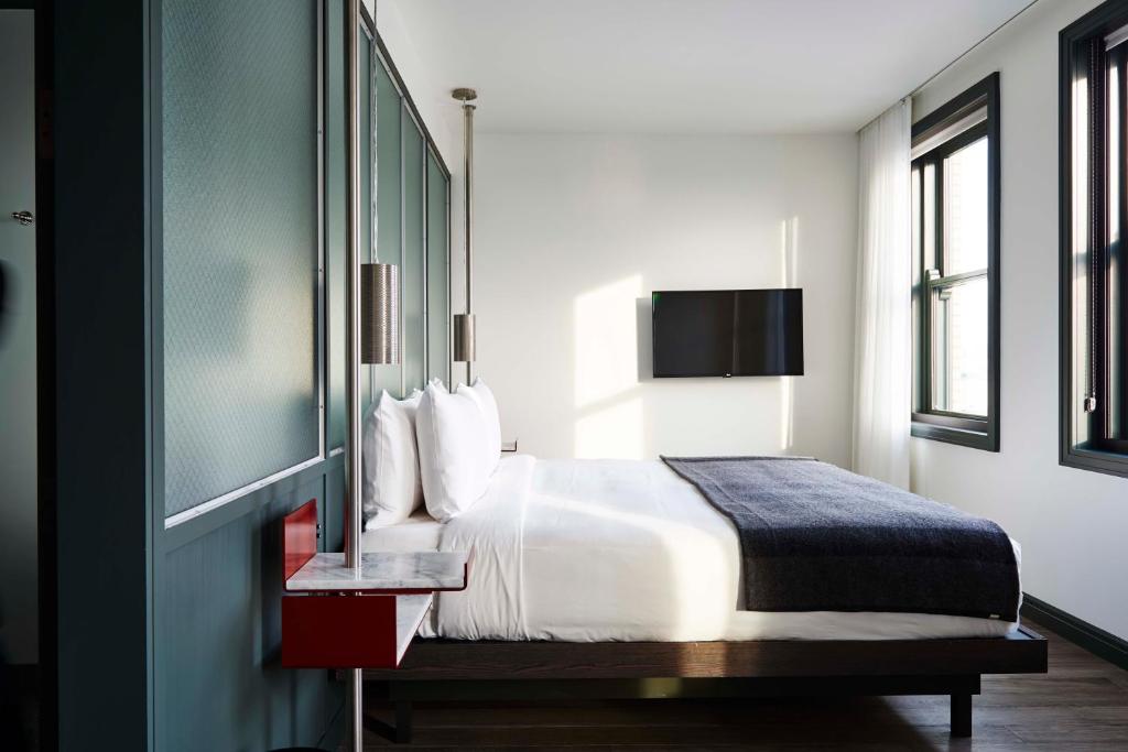 The Robey, Chicago, a Member of Design Hotels - 流动性/听力可访问的城市国王，淋浴卷（302）
