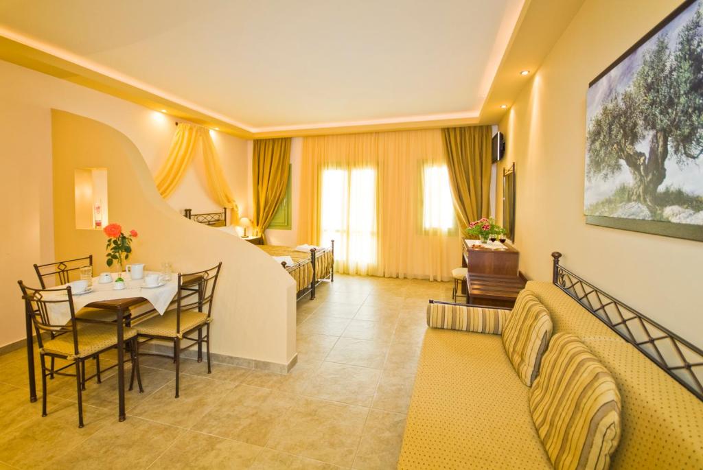 Posezení v ubytování Anassa Deluxe Suites