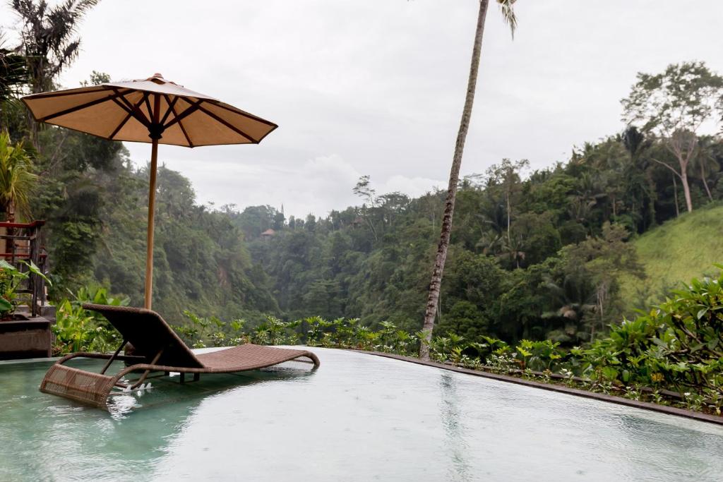 Bazén v ubytování Ulun Ubud Resort - CHSE Certified nebo v jeho okolí