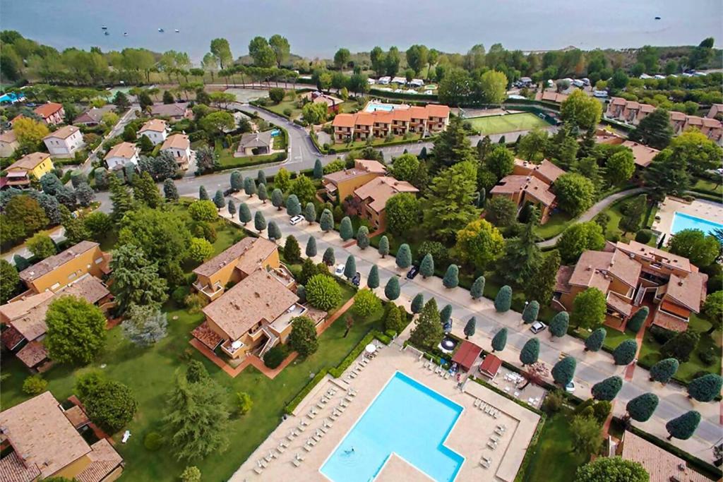 APT Garda Lake Sirmione con Piscina - FREE PARKING