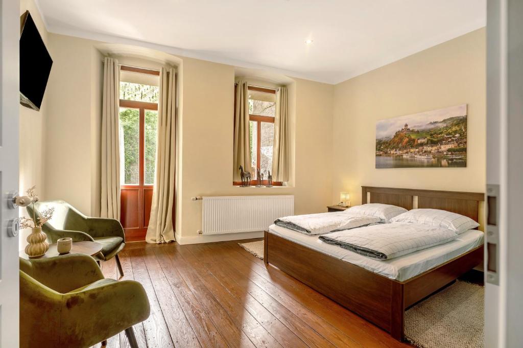 Alte Stadtvilla am Weinberg 1 - Housity