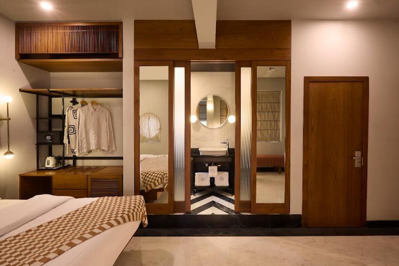 The Kin Hotel photo